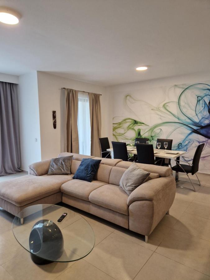 Korzo Suites St. Julian'S Extérieur photo