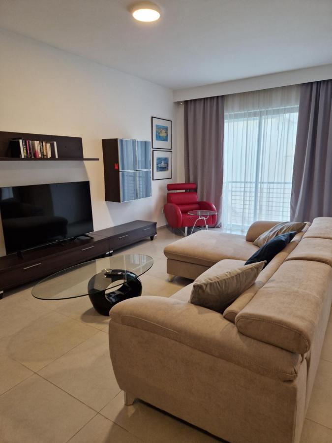 Korzo Suites St. Julian'S Extérieur photo