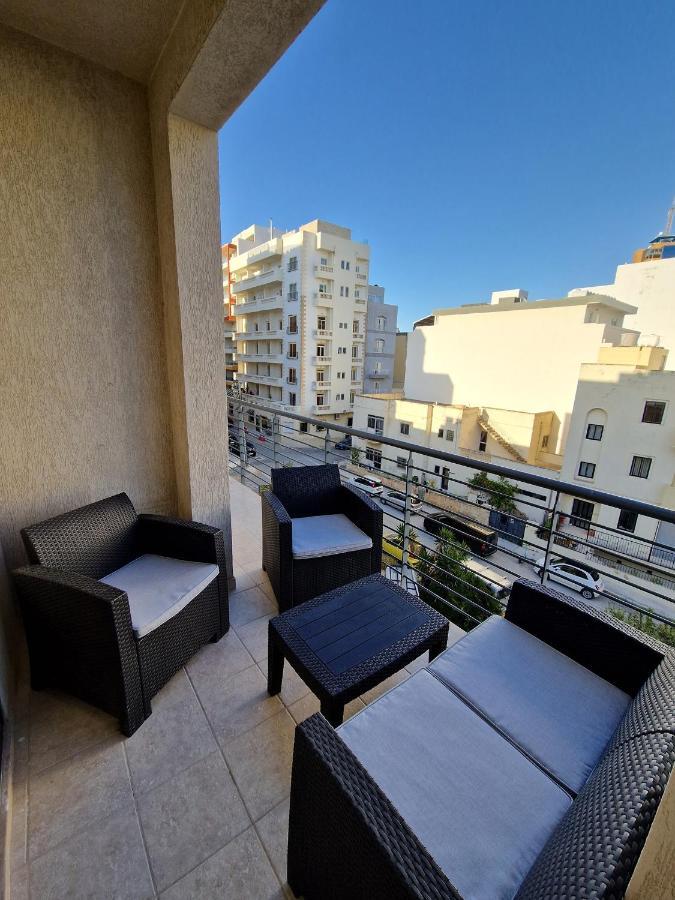 Korzo Suites St. Julian'S Extérieur photo