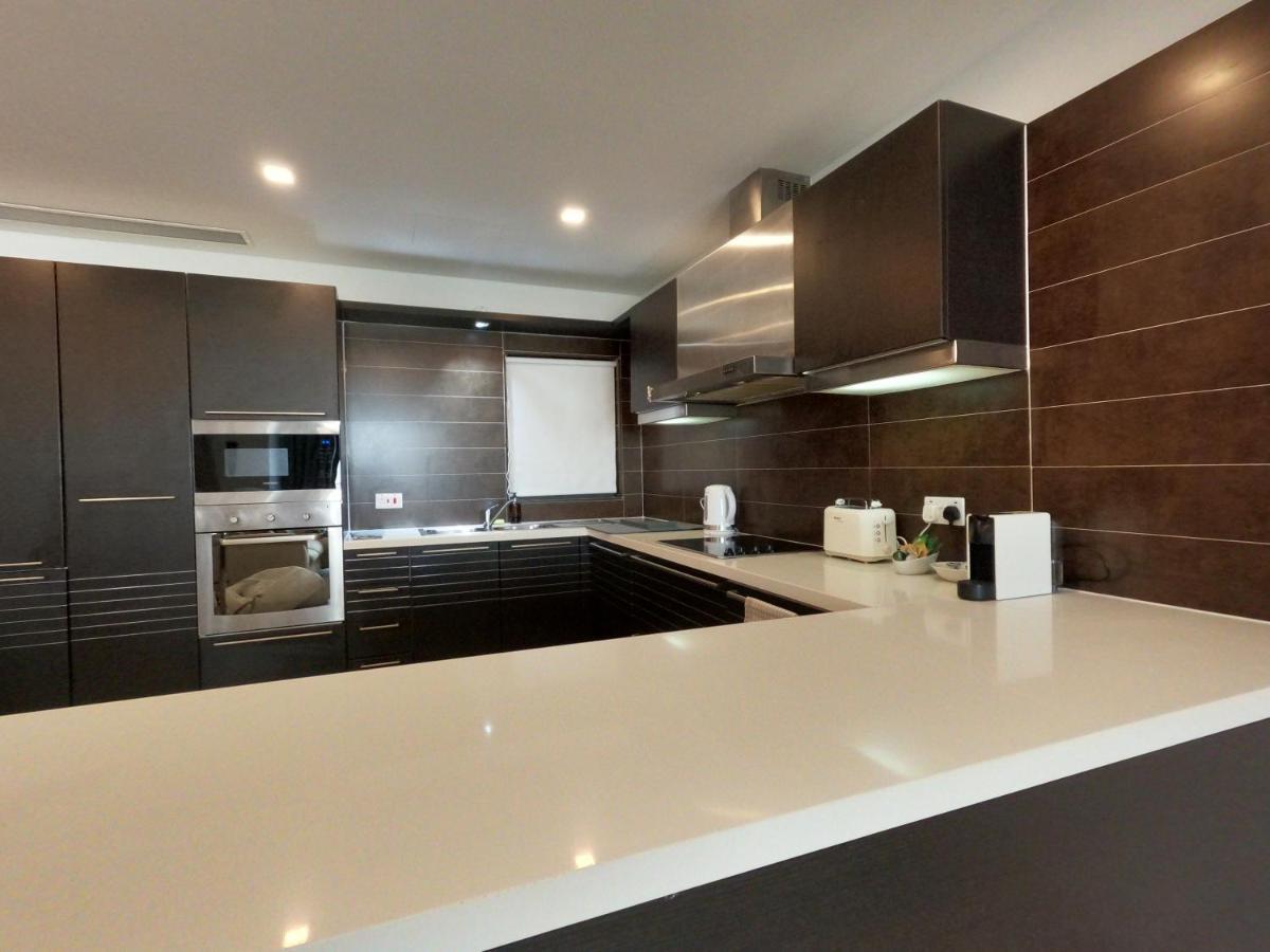 Korzo Suites St. Julian'S Extérieur photo
