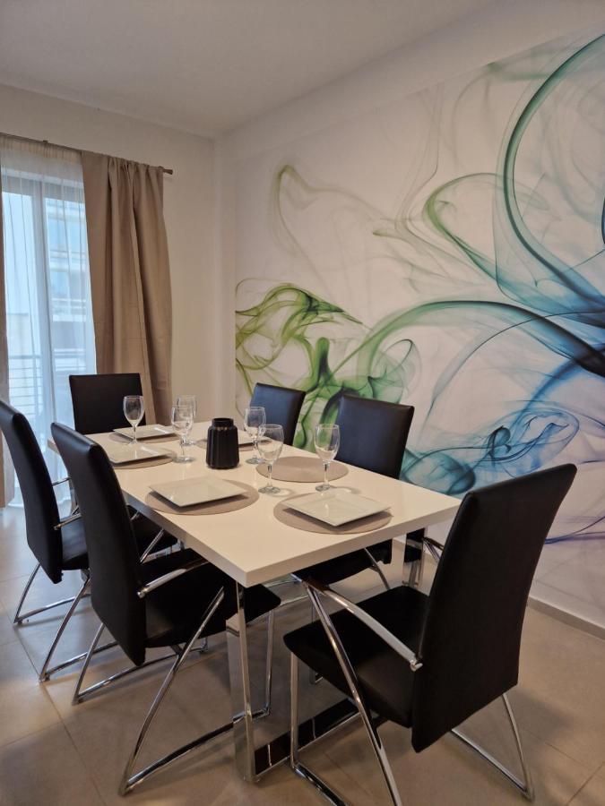 Korzo Suites St. Julian'S Extérieur photo